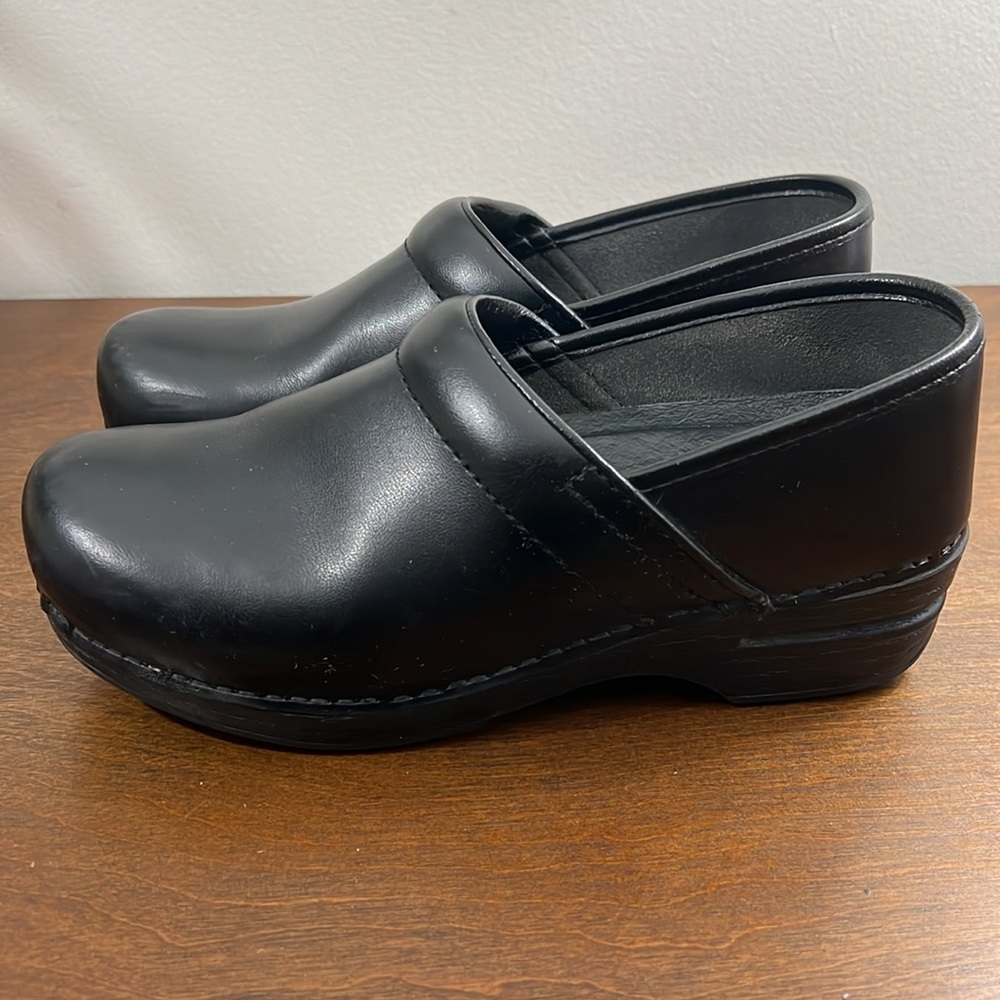 Dansko pro non-slip View 6